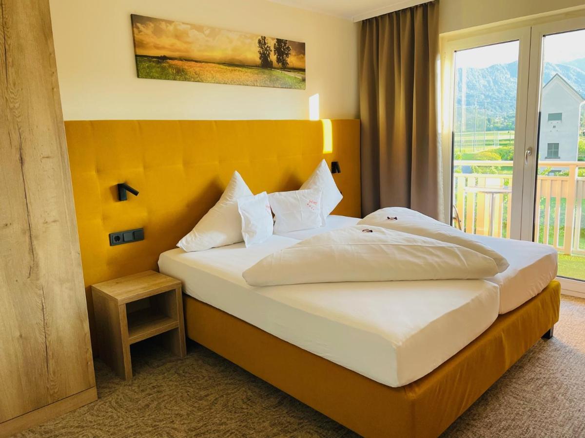 Hotel Pachernighof Фельден-ам-Вёртер-Зе Экстерьер фото
