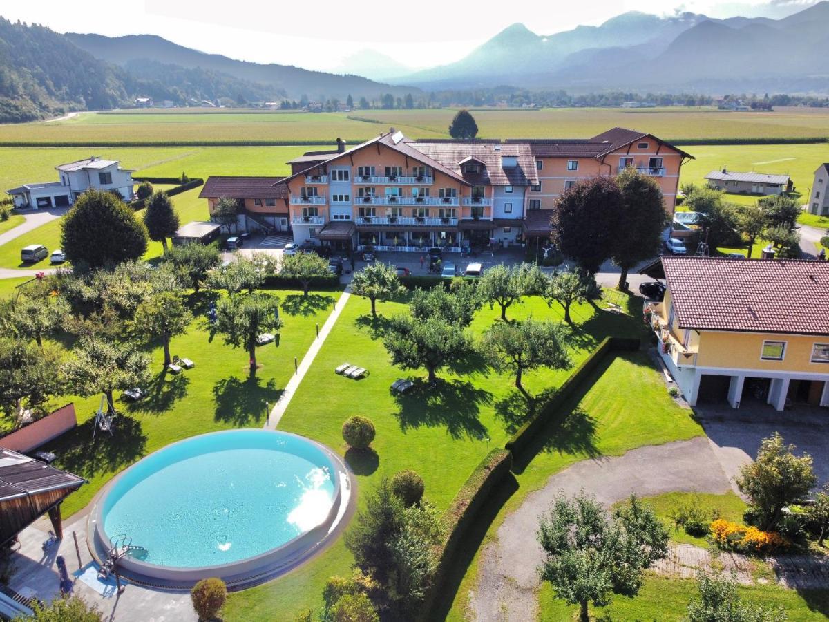Hotel Pachernighof Фельден-ам-Вёртер-Зе Экстерьер фото