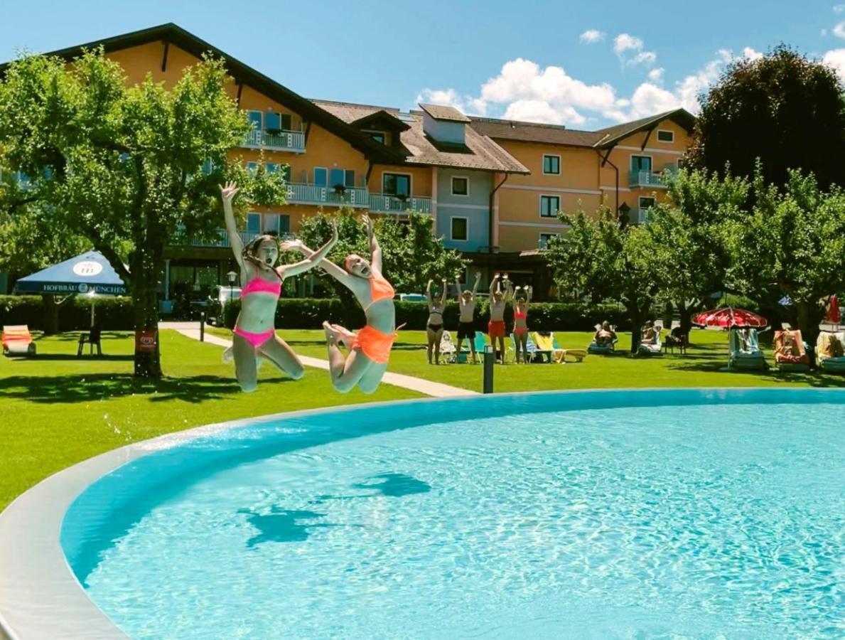 Hotel Pachernighof Фельден-ам-Вёртер-Зе Экстерьер фото