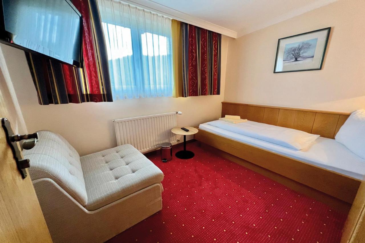 Hotel Pachernighof Фельден-ам-Вёртер-Зе Экстерьер фото